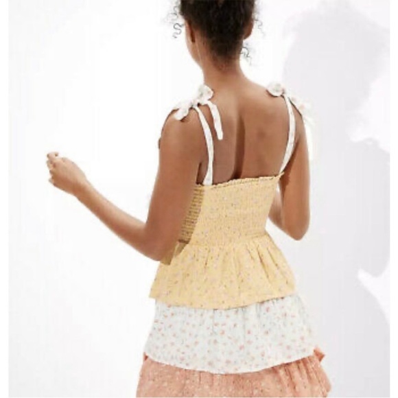 American Eagle Ditsy Floral Smocked Tiered Mini Dress size Large Summer Cottage - Picture 2 of 13